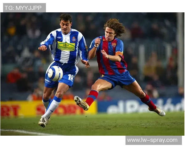 南京足球队在大师赛中的默契配合与战术执行分析