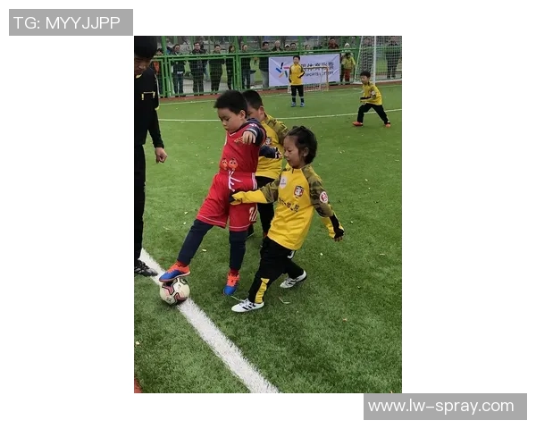 林足球偶像的成长之路与梦想追逐的精彩故事