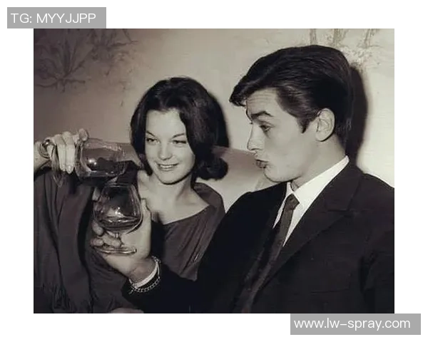 足球渣女的爱情游戏揭秘如何在球场与情感之间游刃有余 足球渣女的爱情游戏揭秘如何在球场与情感之间游刃有余